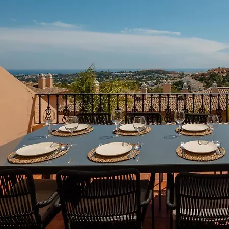 Penthouse With Sea Views In Nueva Andalucia Apartment Marbella